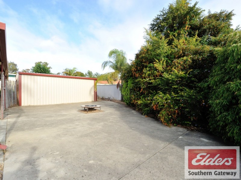 18 Perham Crescent, Leda WA 6170