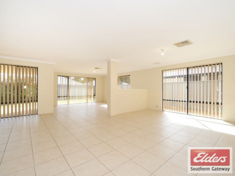 13 Weybridge Drive, Wellard WA 6170