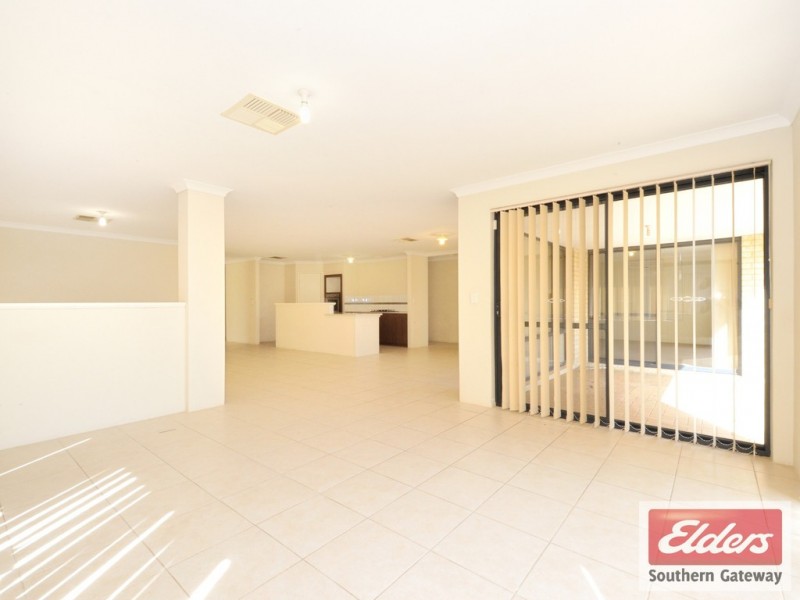 13 Weybridge Drive, Wellard WA 6170