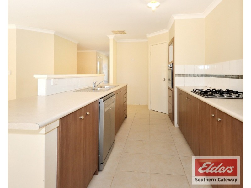 13 Weybridge Drive, Wellard WA 6170