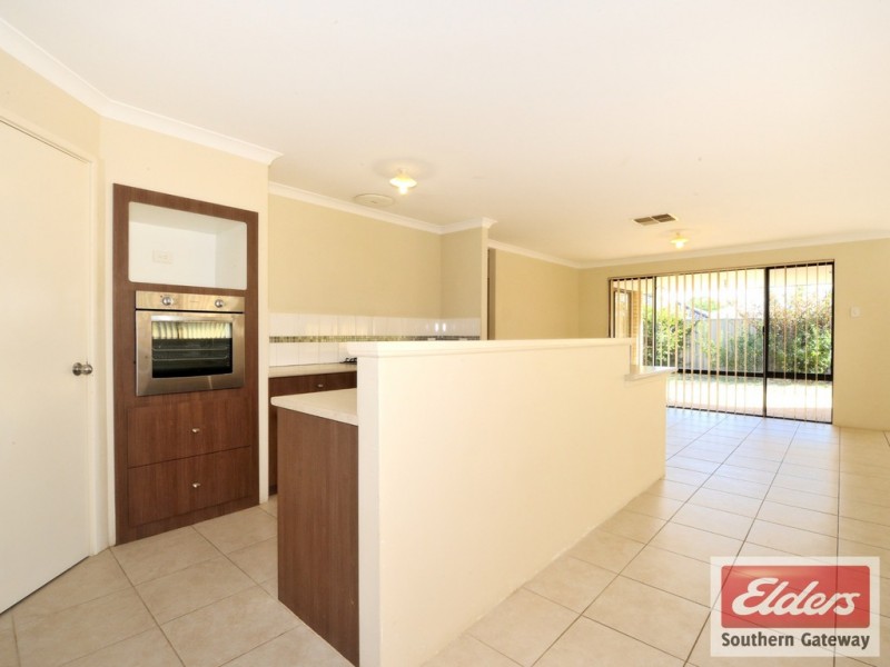 13 Weybridge Drive, Wellard WA 6170