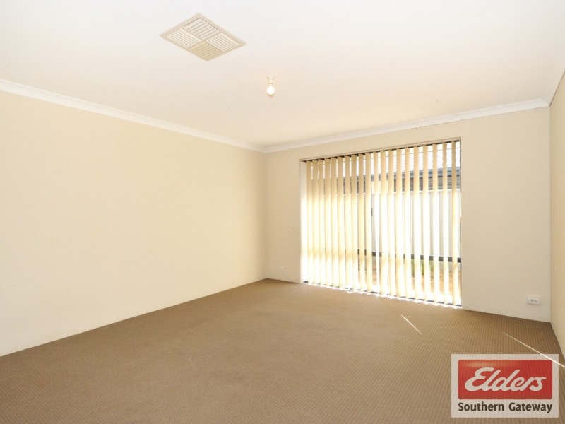 13 Weybridge Drive, Wellard WA 6170