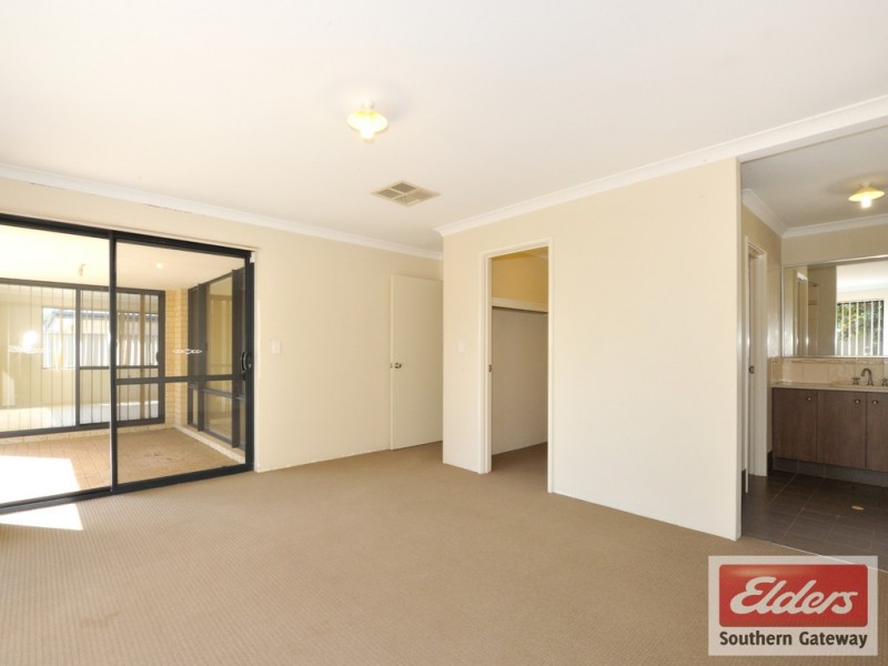 13 Weybridge Drive, Wellard WA 6170