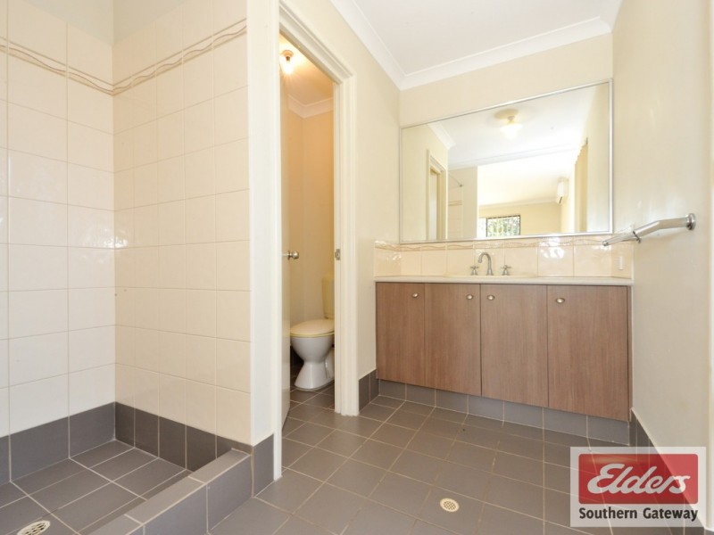 13 Weybridge Drive, Wellard WA 6170