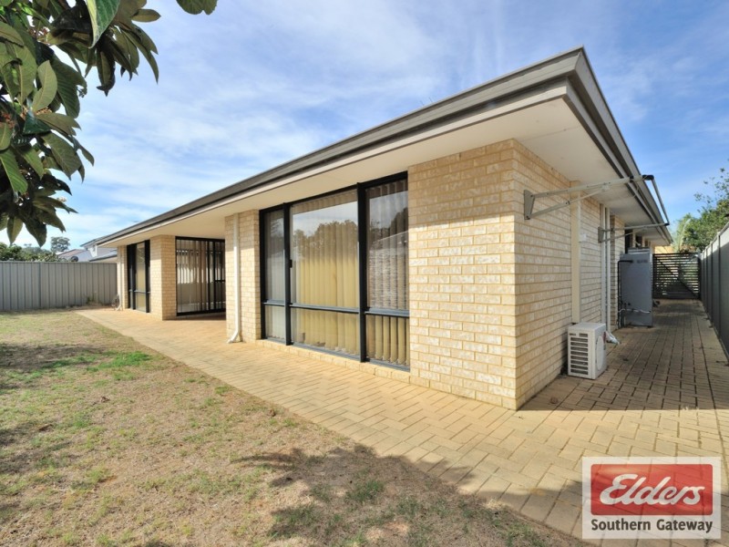 13 Weybridge Drive, Wellard WA 6170