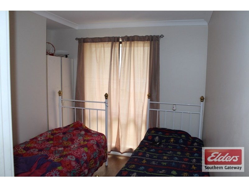 18 Patrick Vista, Parmelia WA 6167