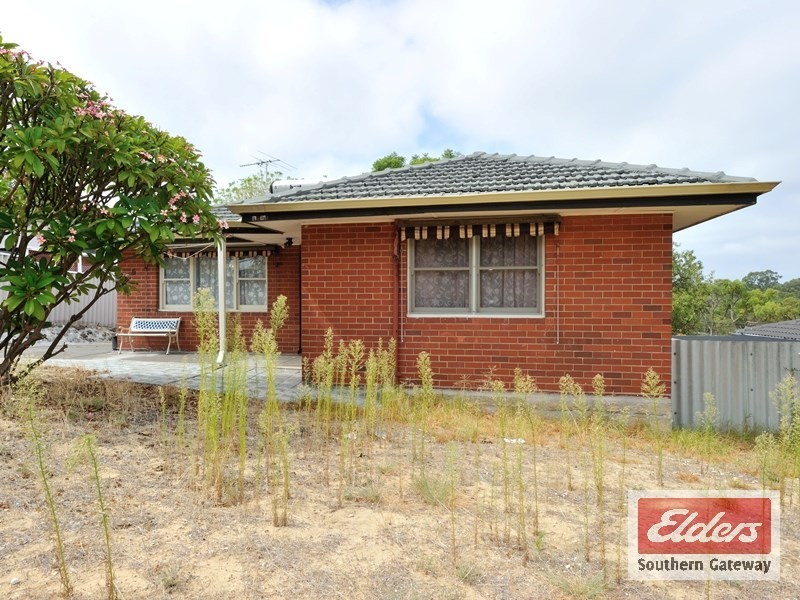 6 Dowling Place, Orelia WA 6167