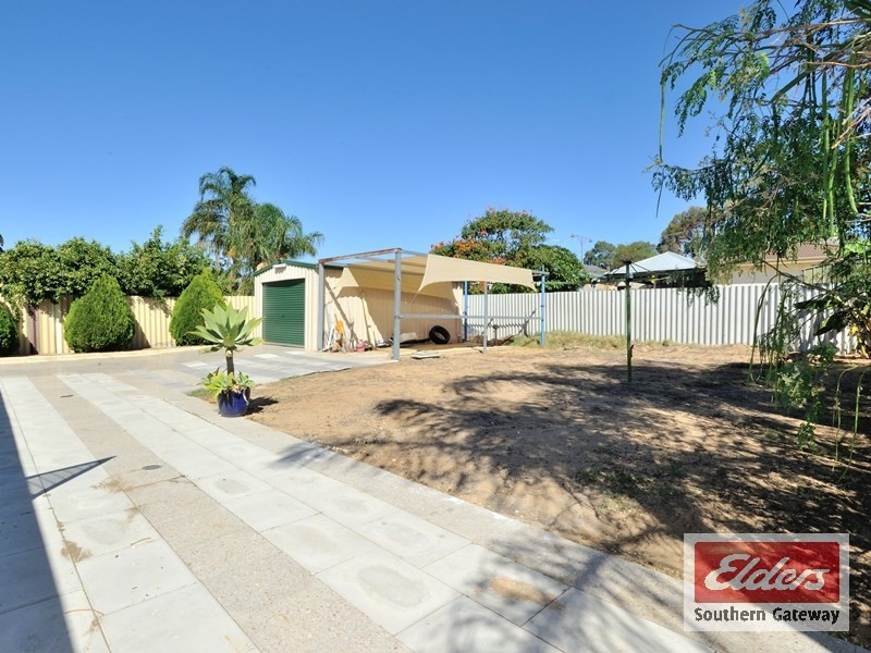 22 Casserley Way, Orelia WA 6167
