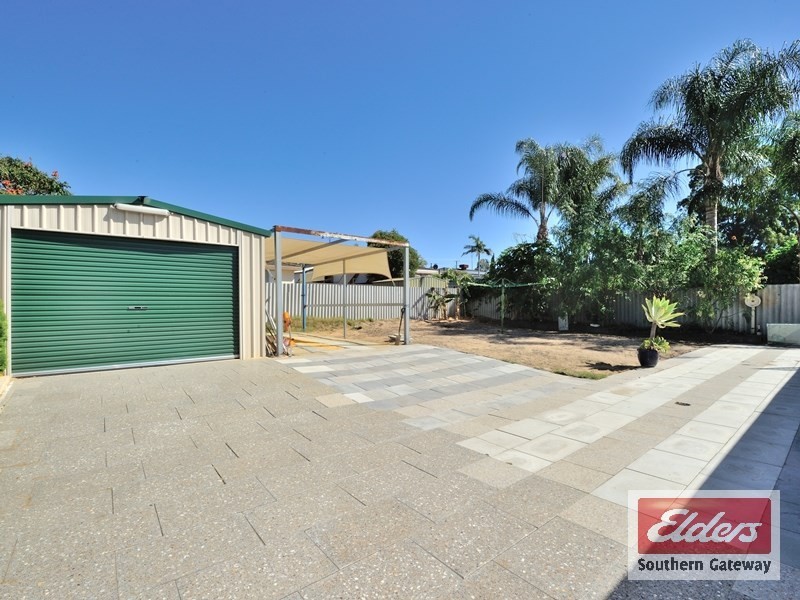 22 Casserley Way, Orelia WA 6167
