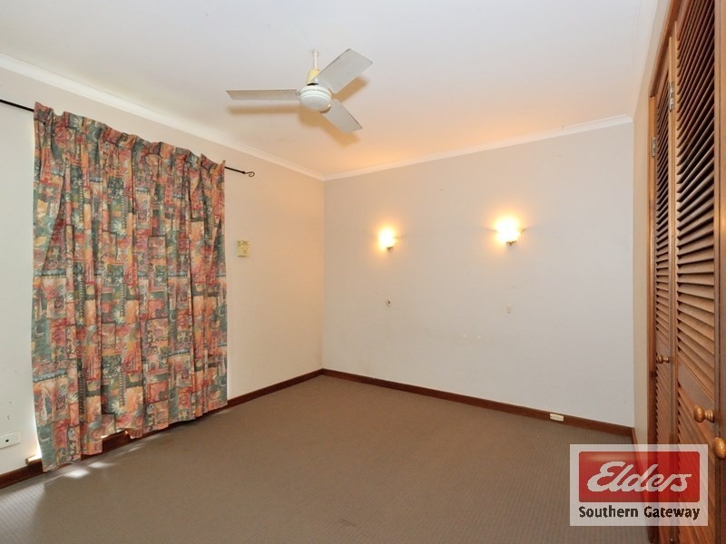 11 Leasham Court, Medina WA 6167