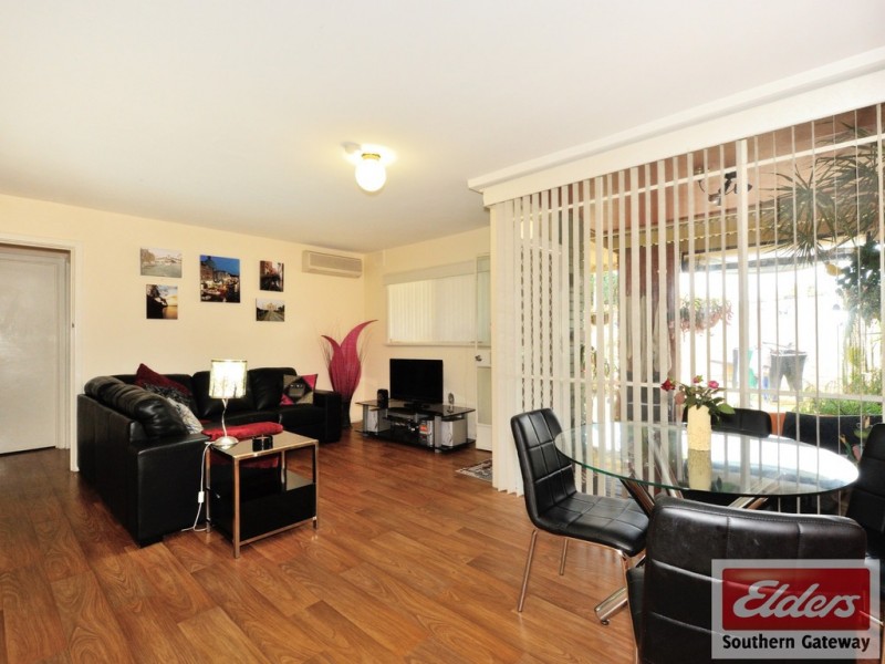 Unit 2, 21 Clint Way, Calista WA 6167