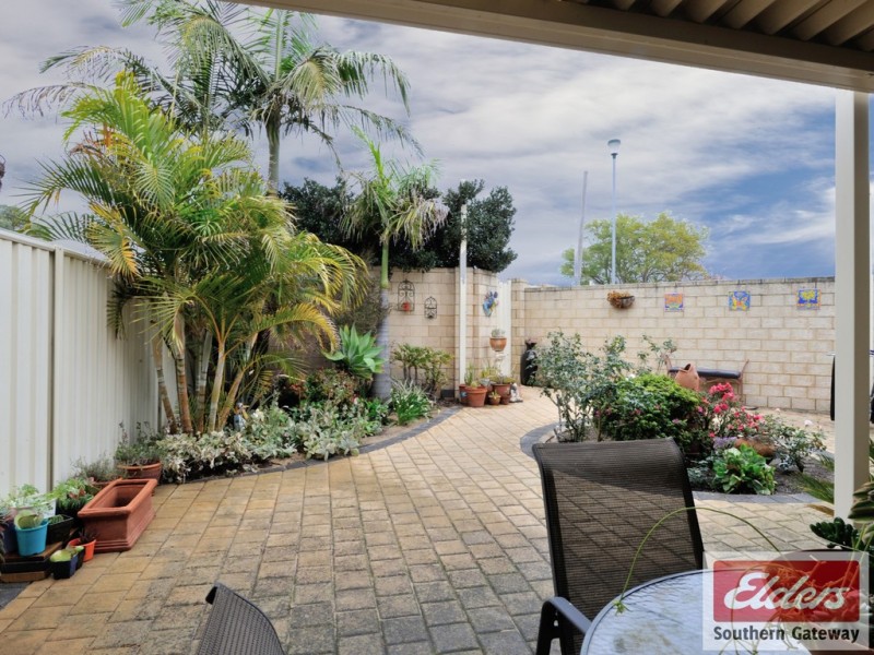 Unit 2, 21 Clint Way, Calista WA 6167