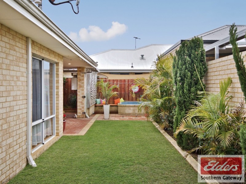 21 Sunstone Drive, Wellard WA 6170