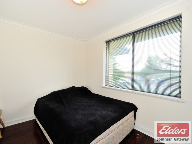 29 Barron Way, Orelia WA 6167