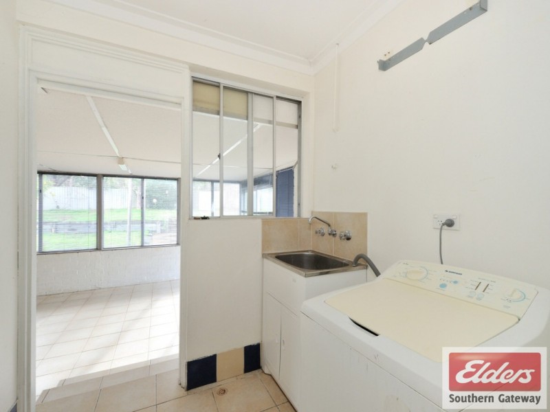 29 Barron Way, Orelia WA 6167