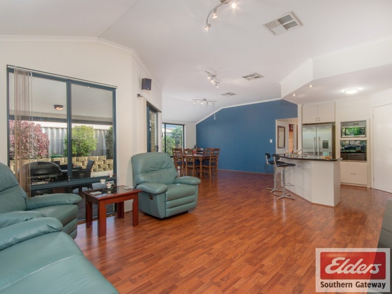 5 Dunster Way, Orelia WA 6167