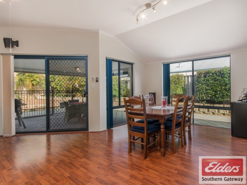 5 Dunster Way, Orelia WA 6167