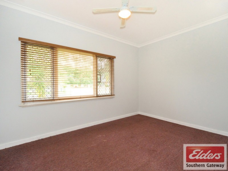 18 Munday Way, Medina WA 6167