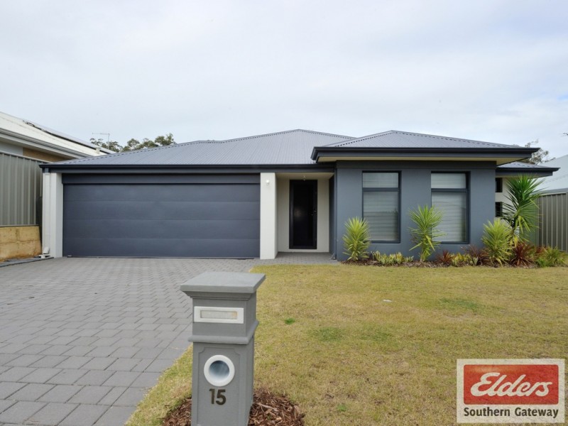 15 CORBRIDGE AVENUE, Wellard WA 6170