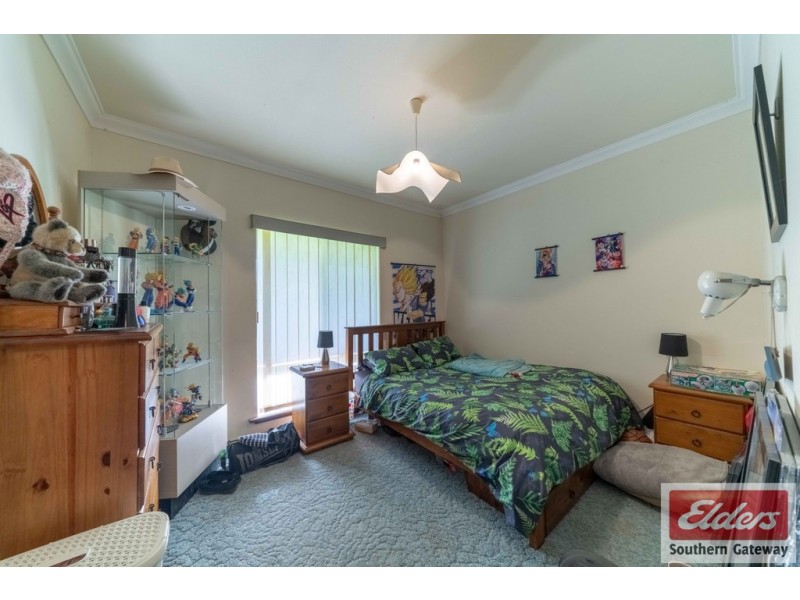 99 River Road, Hopeland WA 6125