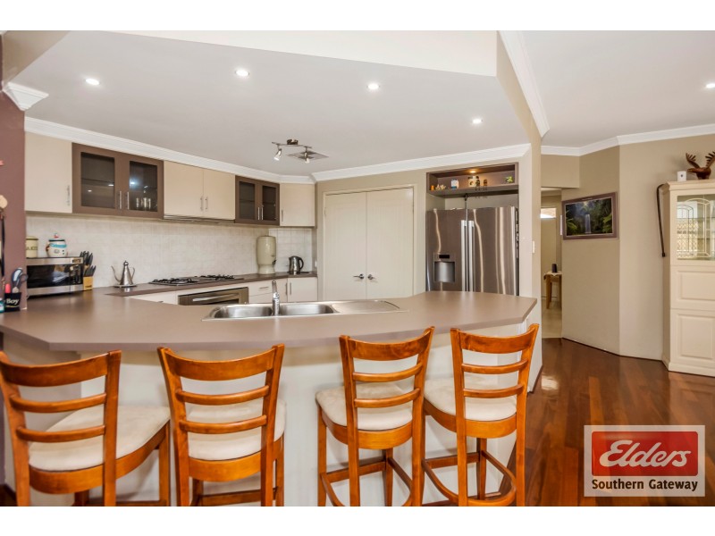 6 Burkett Terrace, Bertram WA 6167