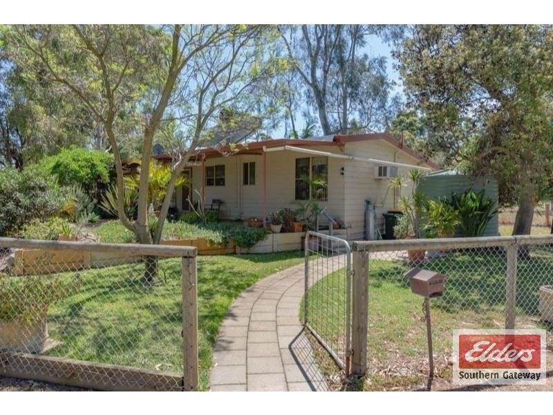 27 Peters Way, Oakford WA 6121
