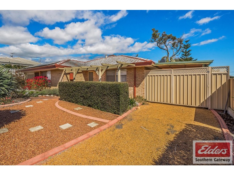 4 Robbins Retreat, Leda WA 6170