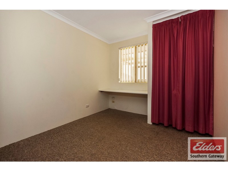 4 Robbins Retreat, Leda WA 6170