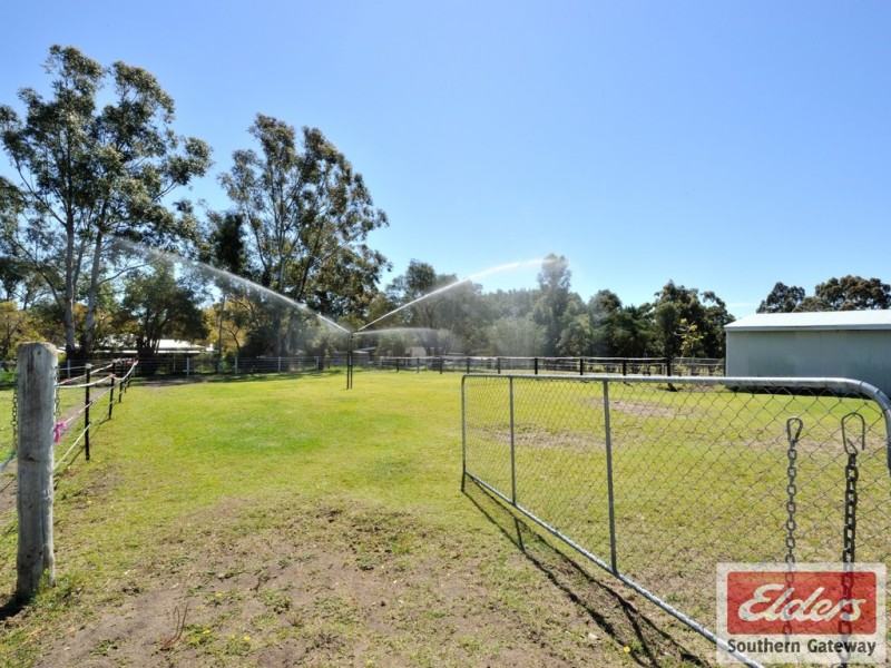 98 Karri Street, Karnup WA 6176