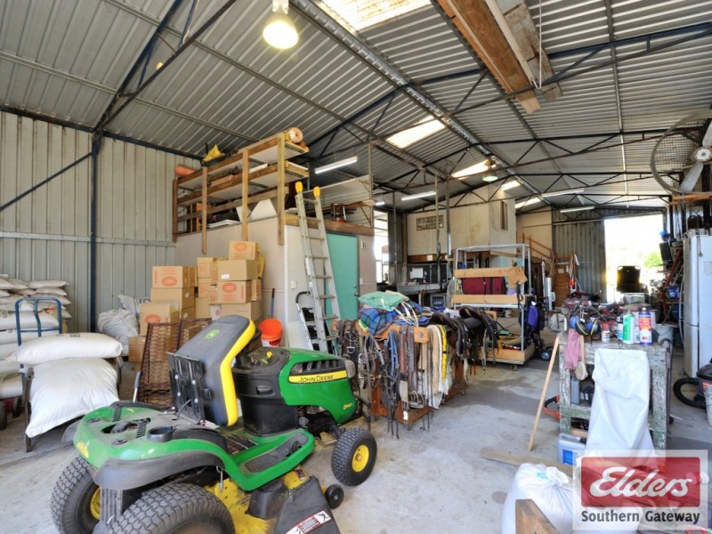 98 Karri Street, Karnup WA 6176