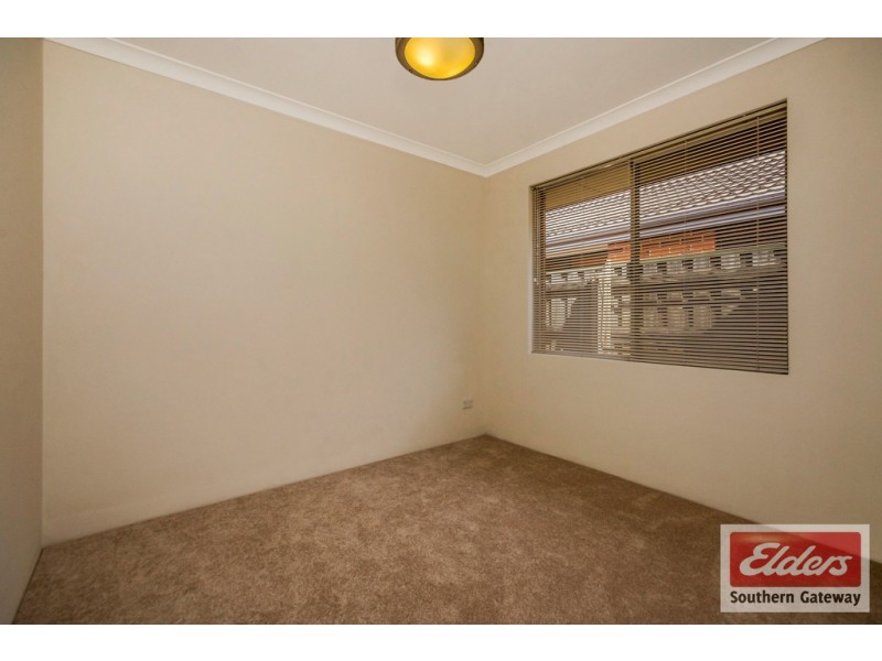 2 Topaz Lane, Wellard WA 6170