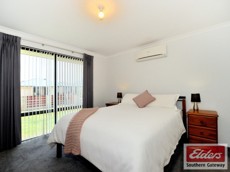 4 Bailey Way, Bertram WA 6167