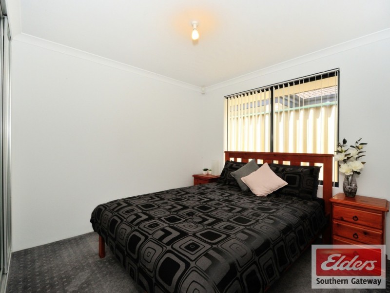 4 Bailey Way, Bertram WA 6167