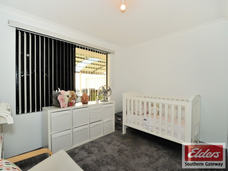 4 Bailey Way, Bertram WA 6167