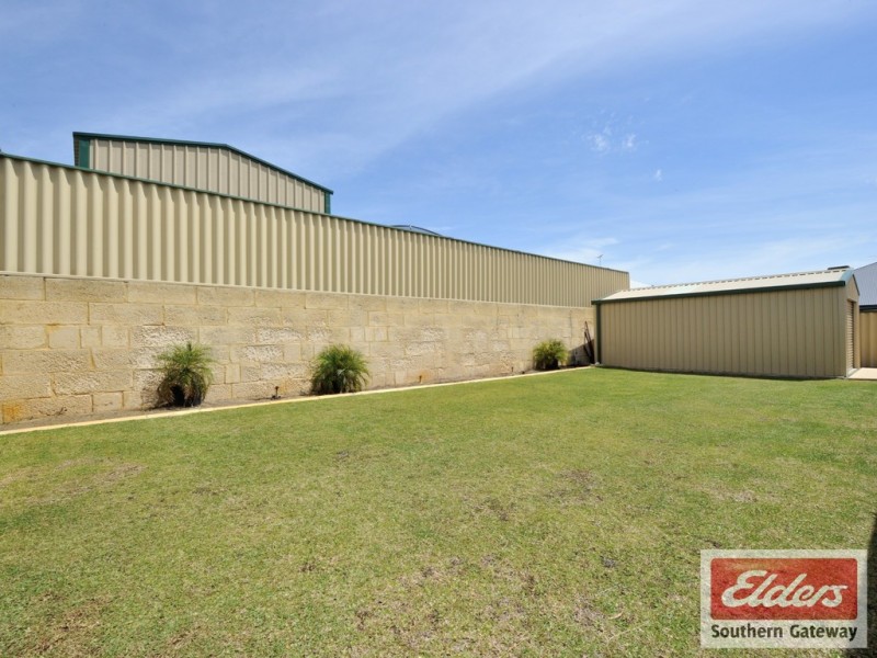 4 Bailey Way, Bertram WA 6167