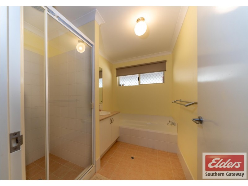 8 Henry George Close, Byford WA 6122