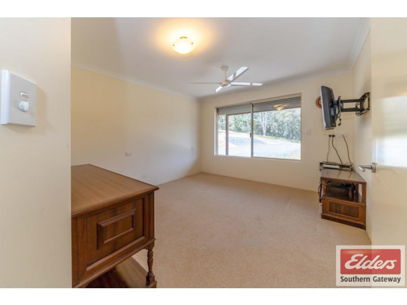 8 Henry George Close, Byford WA 6122