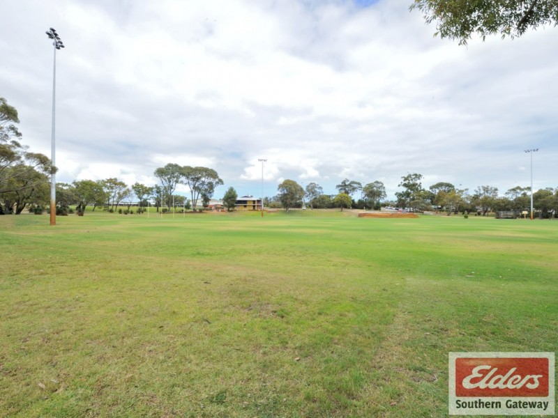 Unit 12, 4 Canham Way, Orelia WA 6167