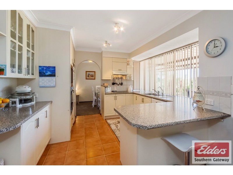 11 Keedes Court, Parmelia WA 6167