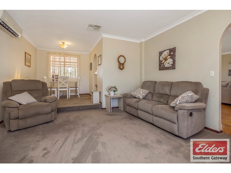 11 Keedes Court, Parmelia WA 6167