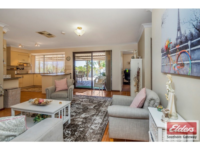 11 Keedes Court, Parmelia WA 6167