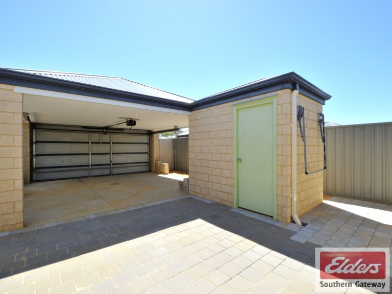 137 Lambeth Circle, Wellard WA 6170