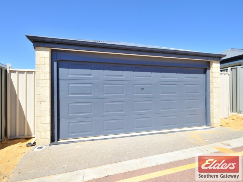 137 Lambeth Circle, Wellard WA 6170