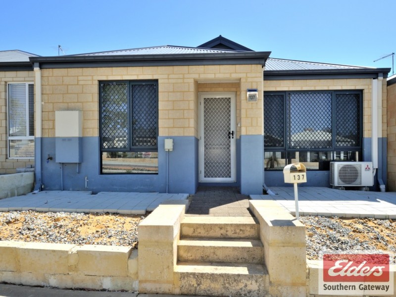 137 Lambeth Circle, Wellard WA 6170