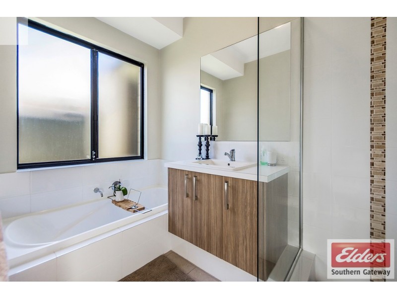146 Mornington Crescent, Wandi WA 6167