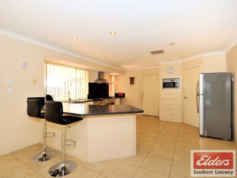 9 BLACKBERRY RAMBLE, Byford WA 6122