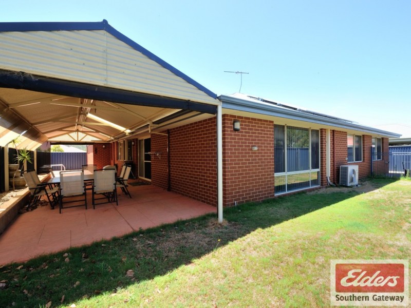 9 BLACKBERRY RAMBLE, Byford WA 6122