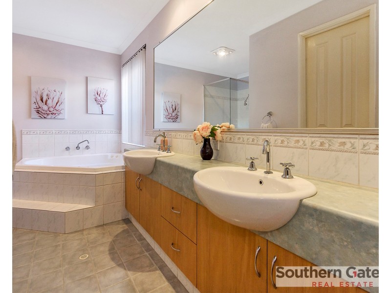 50 Rivergums Boulevard, Baldivis WA 6171