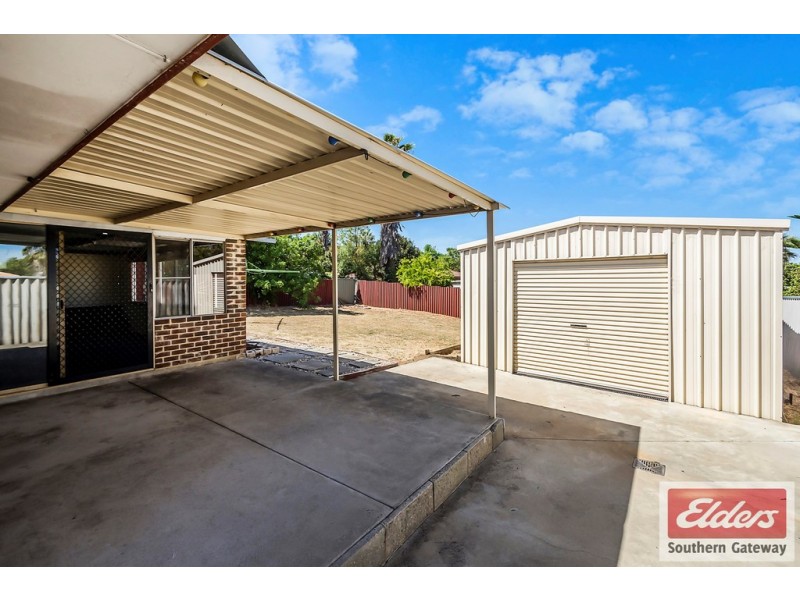 26 Chisham Avenue, Parmelia WA 6167