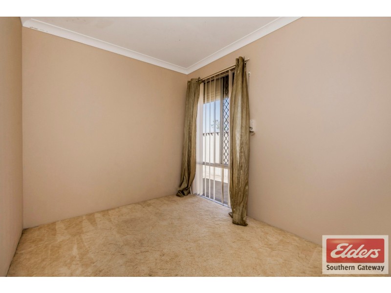 26 Chisham Avenue, Parmelia WA 6167